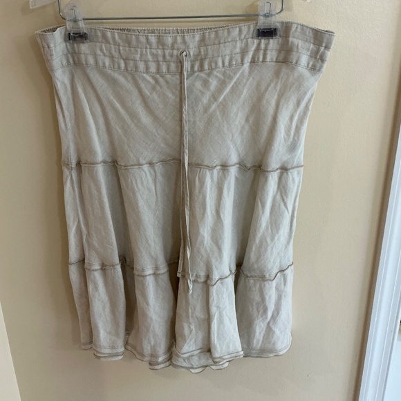 Caslon Linen Skirt, , Tan, Size Medium - Picture 3 of 6